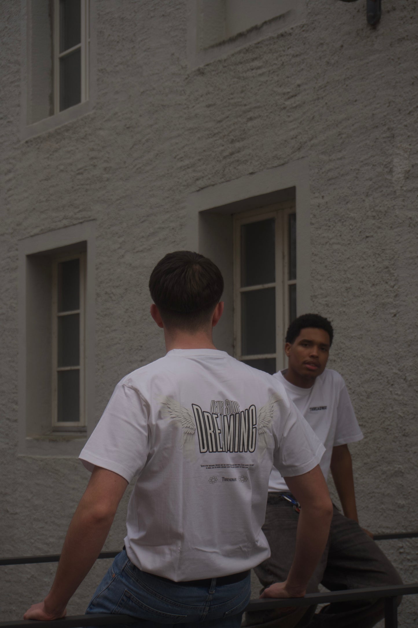 OVERSIZED T-SHIRT